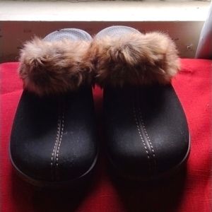 Ladies size 7 Crocs, slip ons